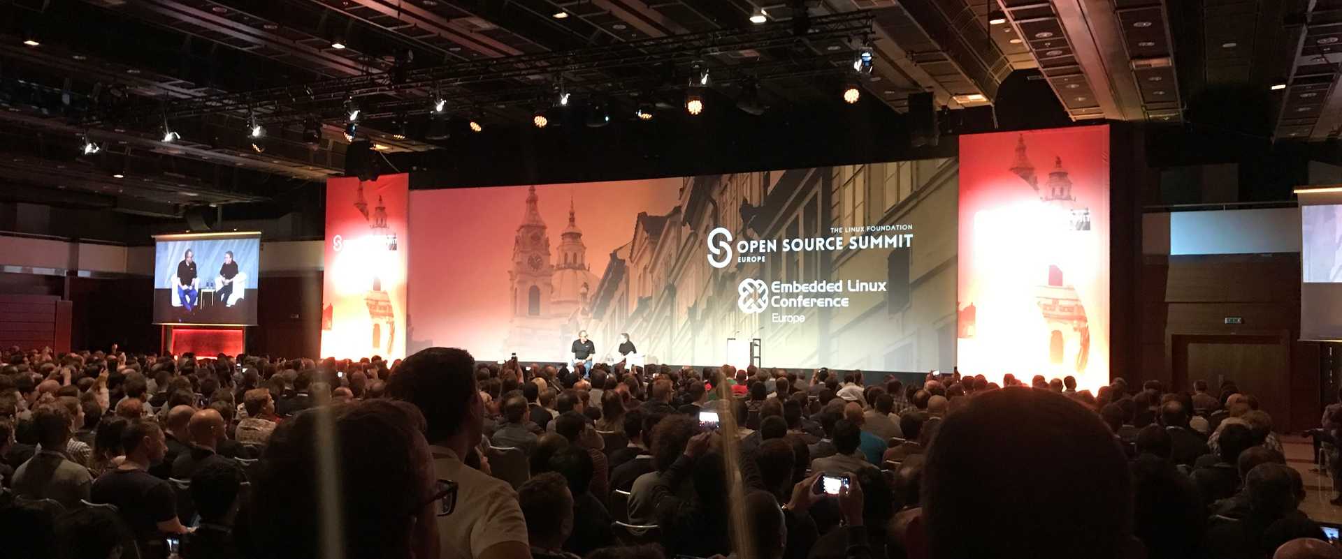 Adaltas - Open Source Summit 2017 – a week in Pragues Adaltas - Open Source Summit 2017 – a week in Pragues